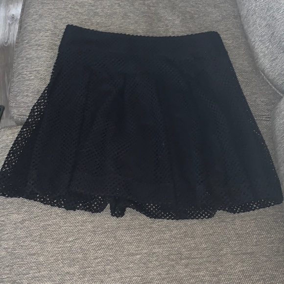 Black mesh skirt 🖤 - Picture 2 of 2